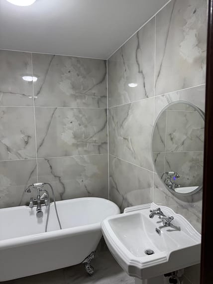 WhatsApp Image 2025-10-03 at 7.36.43 PM (4)